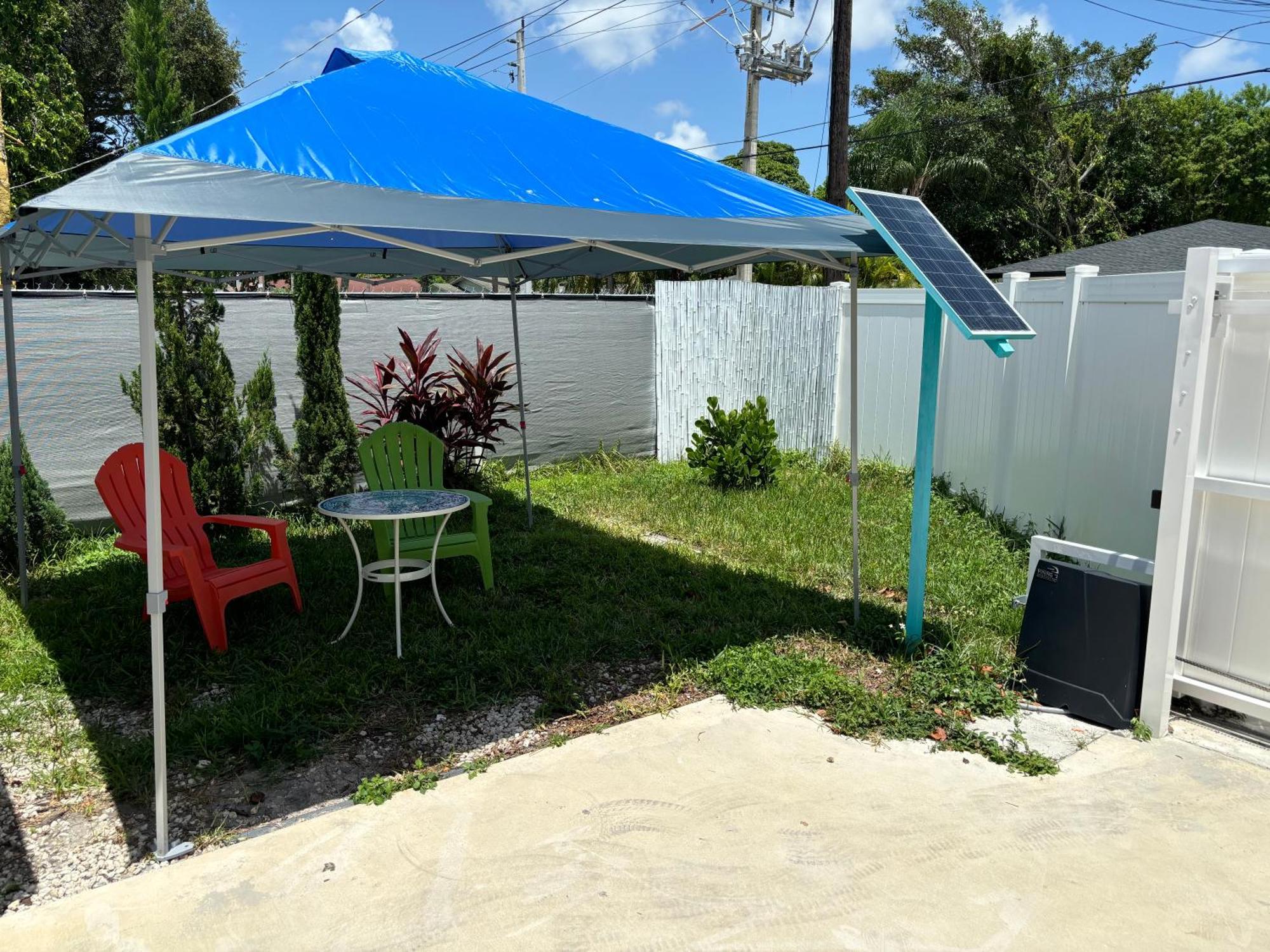 Hotel Mini House Oasis à Miami Springs Extérieur photo